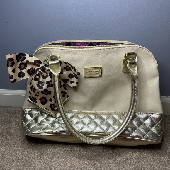 Betsey Johnson NY beige gold quilted shoulder purse cheetah bow - Picture 3 of 15
